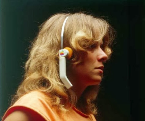 headset-1.jpg