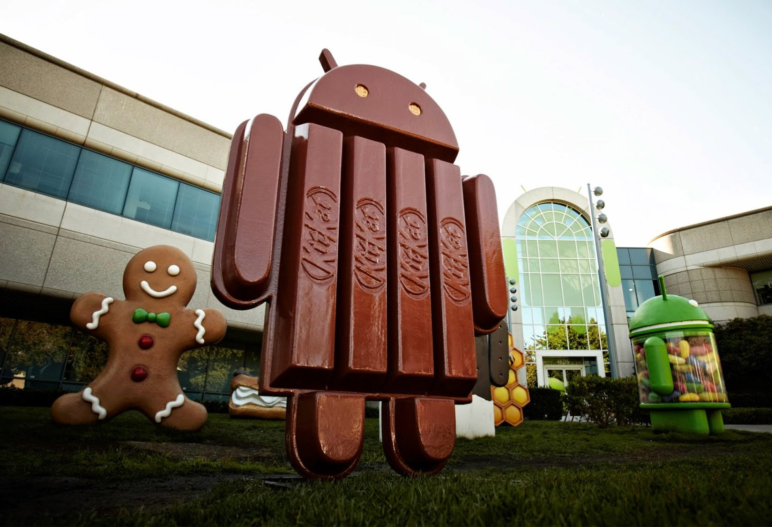 Android-4.4-kitkat-Google-HQ-Mountain-vi