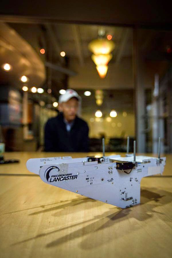 10255426_714137108638366_471196689678889