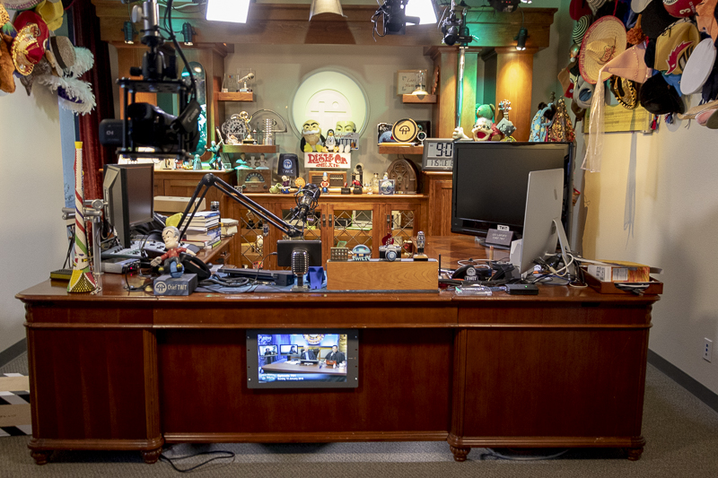 TWiT252BEast252BSide252BStudios252B25252